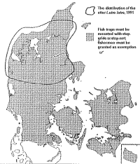 Map of Denmark showing otters distributed in the northern half of the country; the requirement to use stop-grids covers the whole country inland